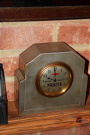 PRATTS MOTOR SPIRIT CLOCK - click to enlarge